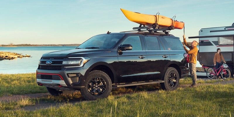 2024 Ford Expedition with a kayak tied on top.