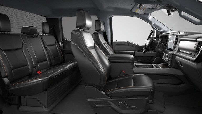 2026 Ford Super Duty F-550 DRW F-550® LARIAT®