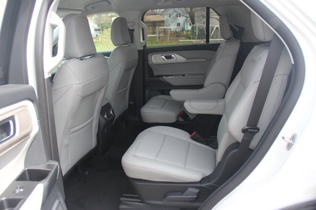 2026 Ford Explorer Active w/100A Pkg