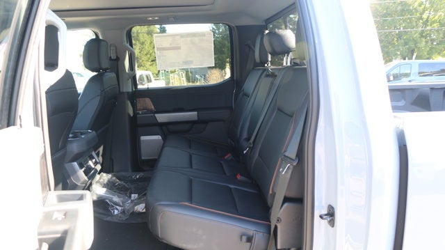 2027 Ford Super Duty F-250 SRW F-250® Lariat®