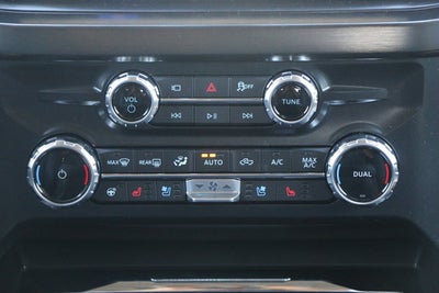 2027 Ford Super Duty F-250 SRW F-250® Lariat®