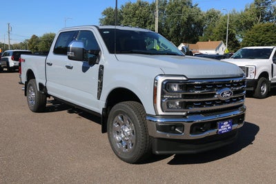 2027 Ford Super Duty F-250 SRW F-250® Lariat®