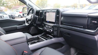 2027 Ford Super Duty F-250 SRW F-250® Lariat®