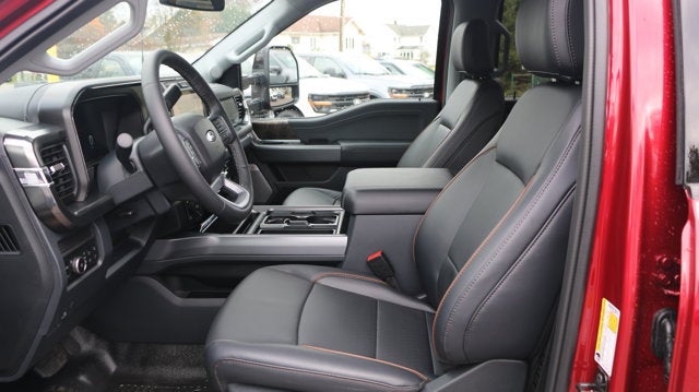 2027 Ford Super Duty F-250 SRW F-250® Lariat®