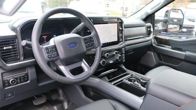 2027 Ford Super Duty F-250 SRW F-250® Lariat®