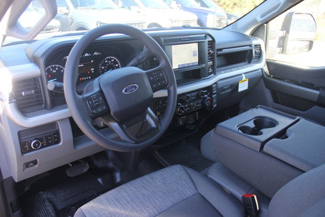 2026 Ford Super Duty F-350 SRW F-350® XLT