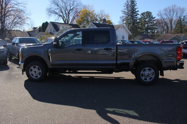 2026 Ford Super Duty F-350 SRW F-350® XLT