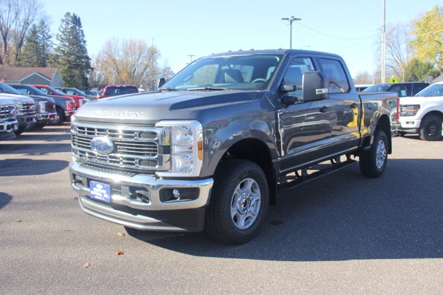 2026 Ford Super Duty F-350 SRW F-350® XLT