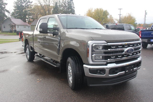 2026 Ford Super Duty F-350 SRW F-350® XLT