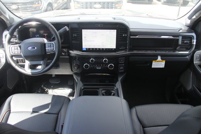 2026 Ford Super Duty F-350 SRW F-350® Lariat®