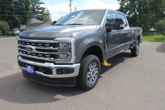 2026 Ford Super Duty F-350 SRW F-350® Lariat®