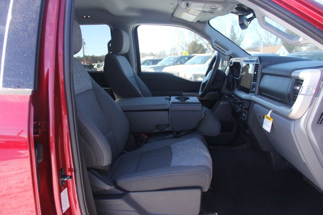 2026 Ford Super Duty F-350 SRW F-350® XLT