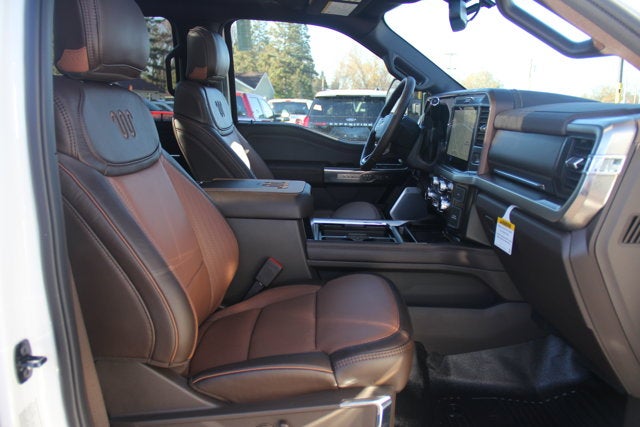 2026 Ford Super Duty F-350 SRW F-350® King Ranch®