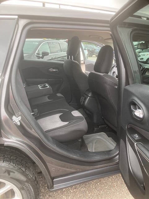 2014 Jeep Cherokee Latitude 4x4 4dr SUV