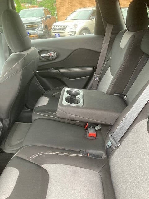 2014 Jeep Cherokee Latitude 4x4 4dr SUV