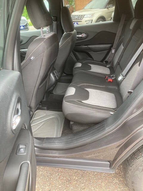 2014 Jeep Cherokee Latitude 4x4 4dr SUV