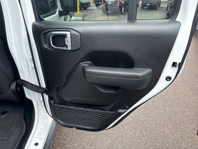 2023 Jeep Gladiator Rubicon 4x4 4dr Crew Cab 5.0 ft. SB