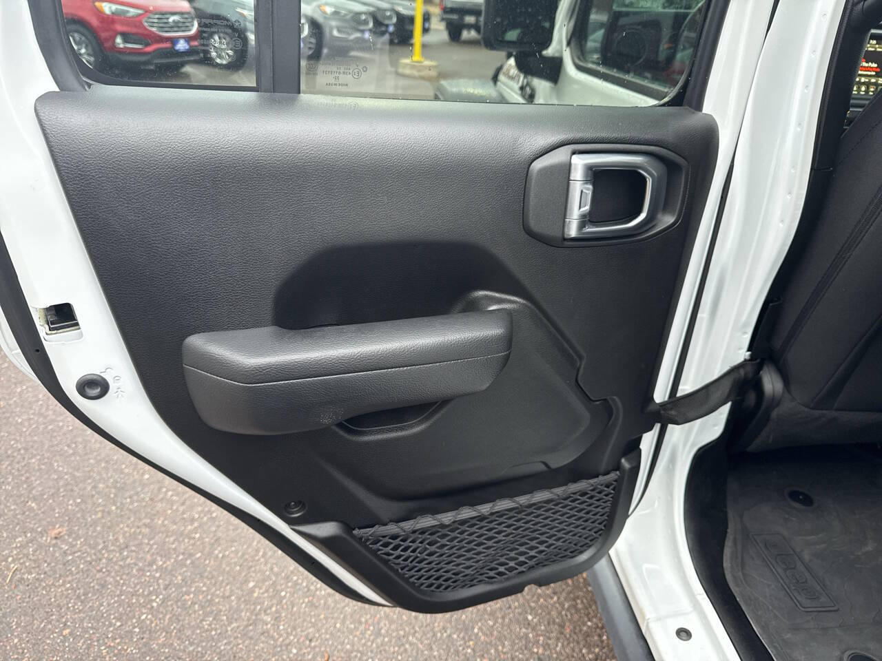 2023 Jeep Gladiator Rubicon 4x4 4dr Crew Cab 5.0 ft. SB