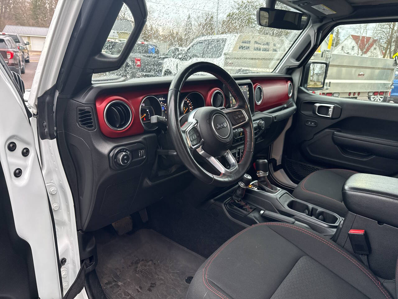 2023 Jeep Gladiator Rubicon 4x4 4dr Crew Cab 5.0 ft. SB