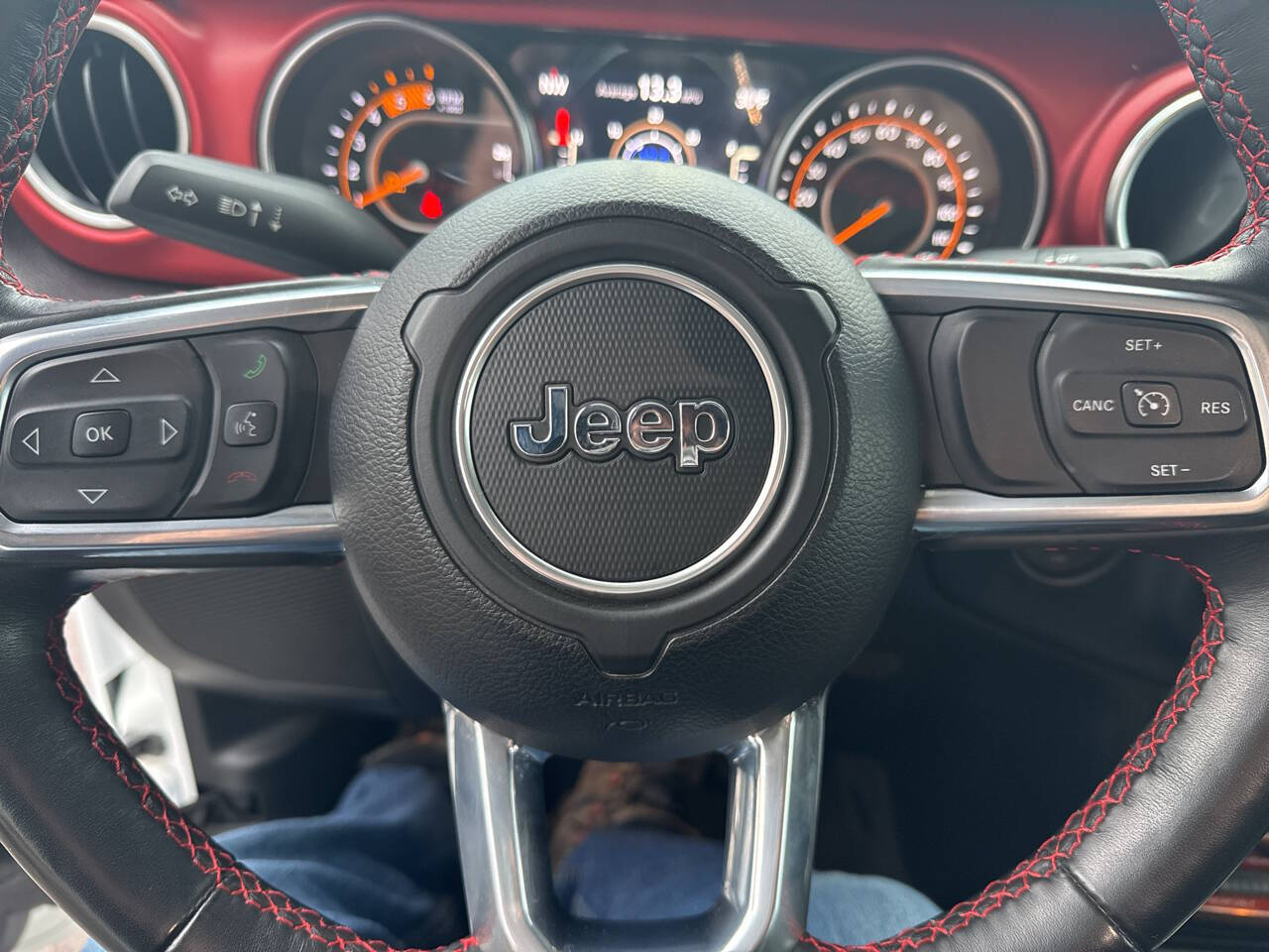 2023 Jeep Gladiator Rubicon 4x4 4dr Crew Cab 5.0 ft. SB