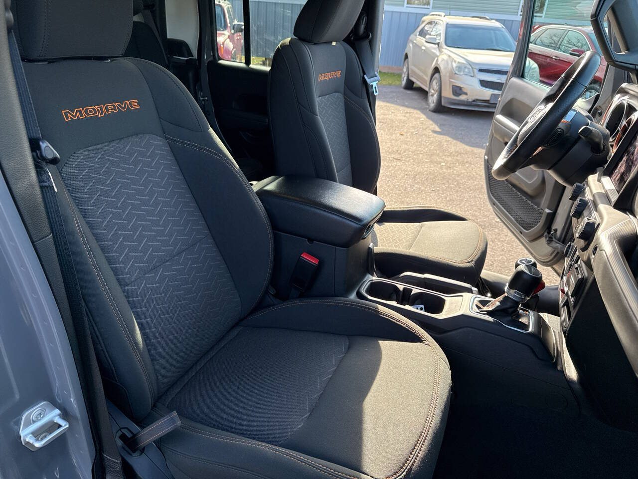 2023 Jeep Gladiator Mojave 4x4 4dr Crew Cab 5.0 ft. SB