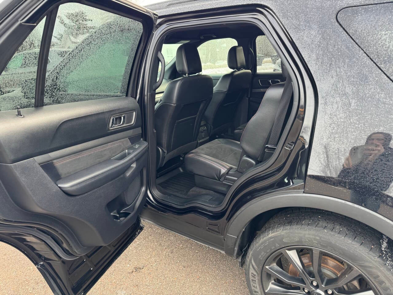 2019 Ford Explorer XLT AWD 4dr SUV