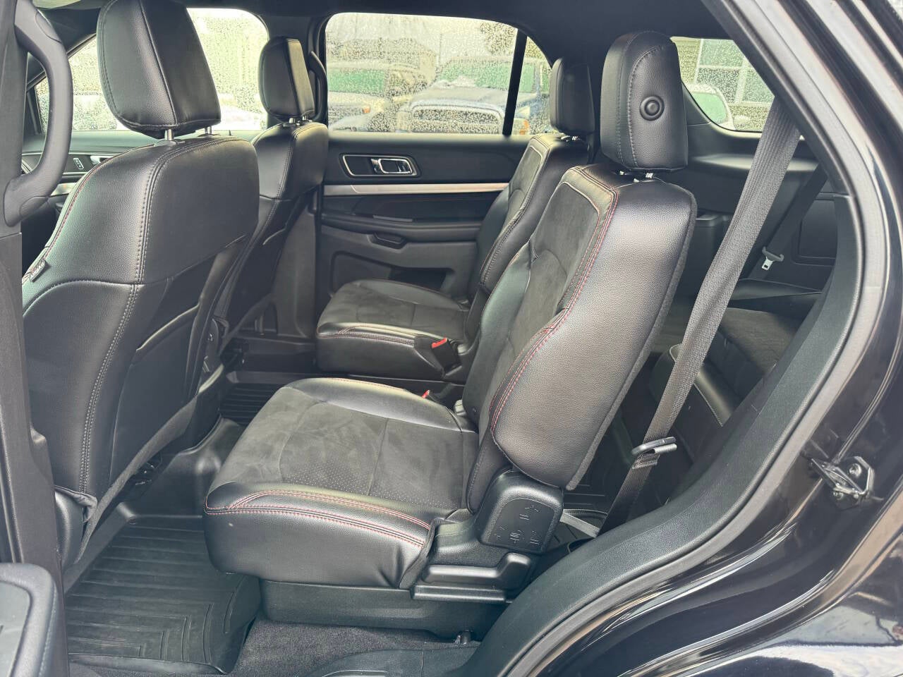 2019 Ford Explorer XLT AWD 4dr SUV