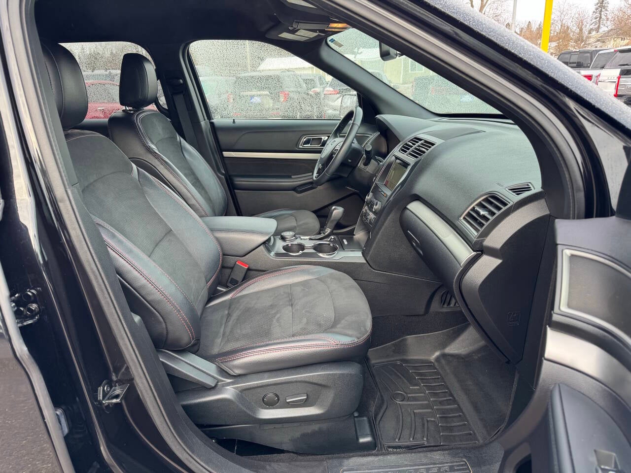 2019 Ford Explorer XLT AWD 4dr SUV