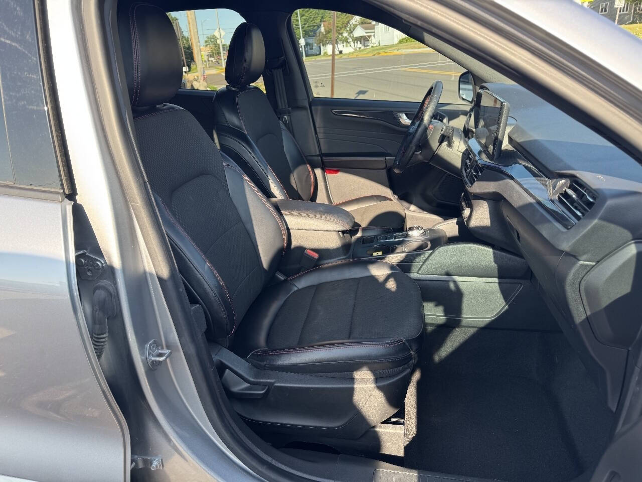 2023 Ford Escape ST Line 4dr SUV