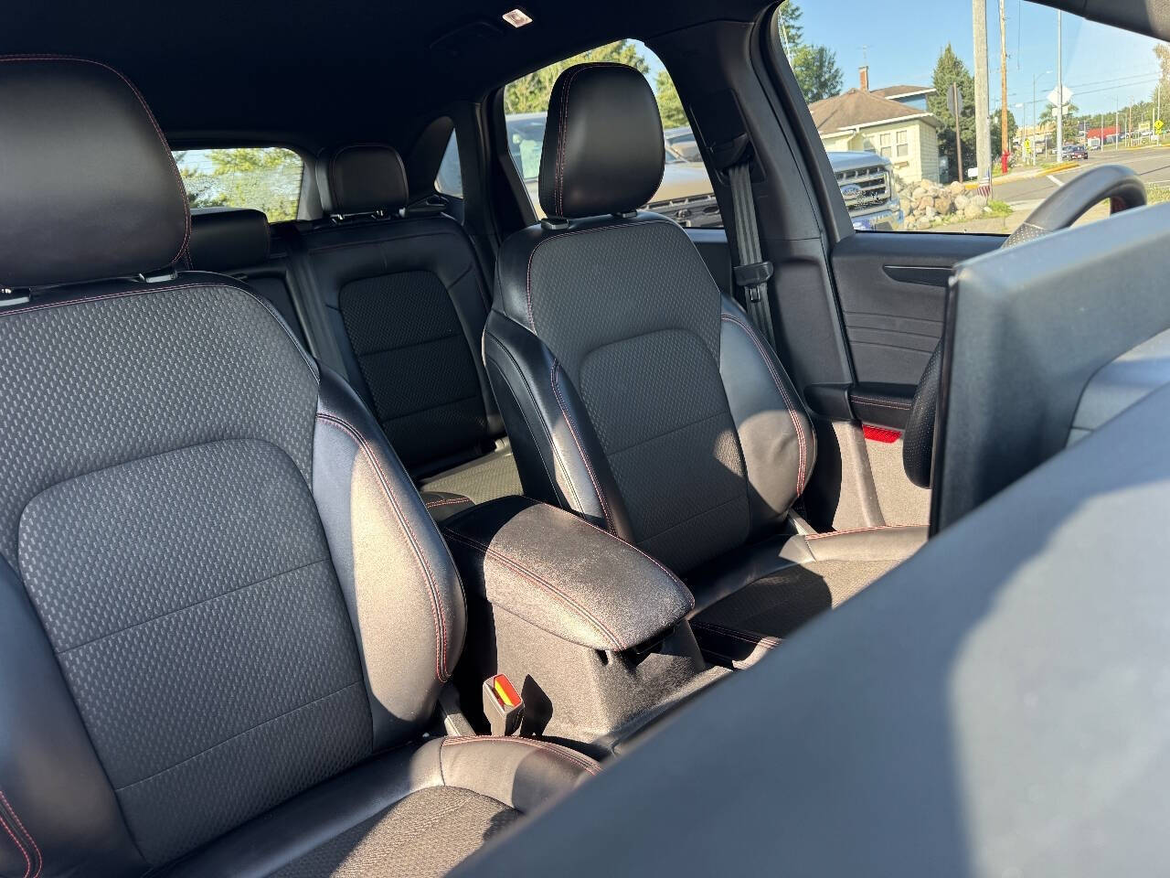 2023 Ford Escape ST Line 4dr SUV