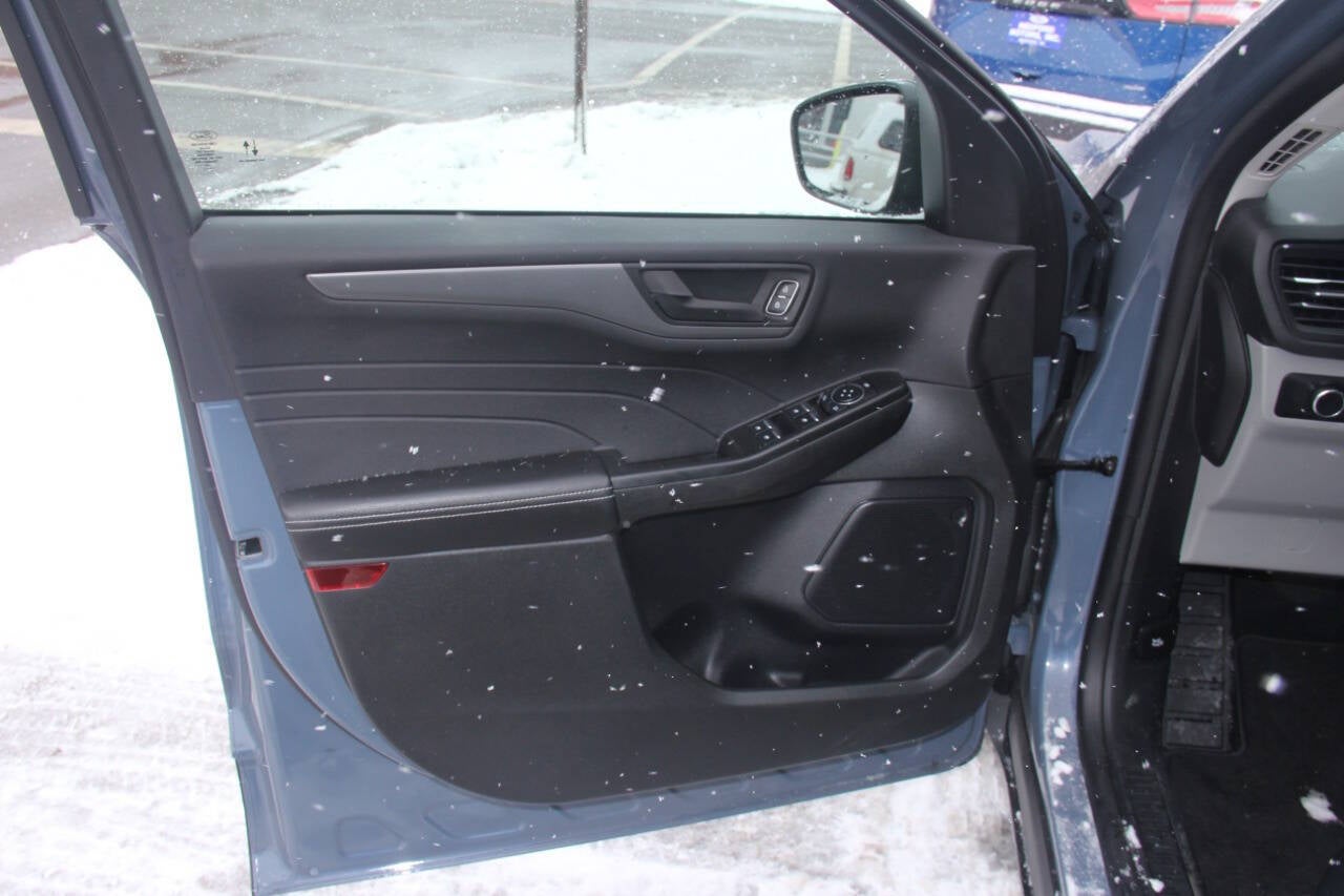 2025 Ford Escape Active AWD 4dr SUV