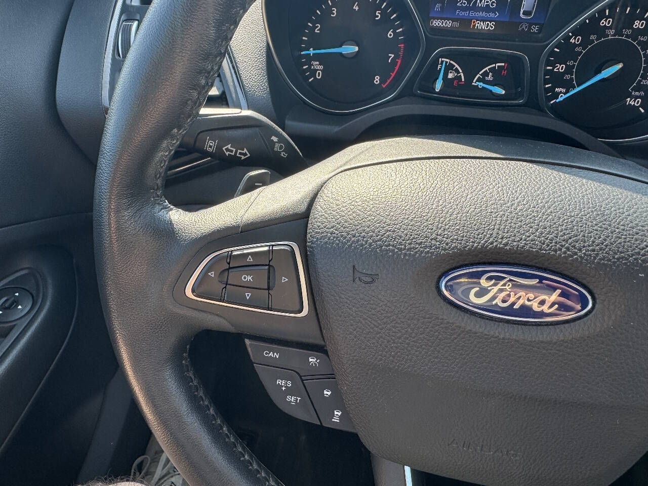 2017 Ford Escape Titanium AWD 4dr SUV