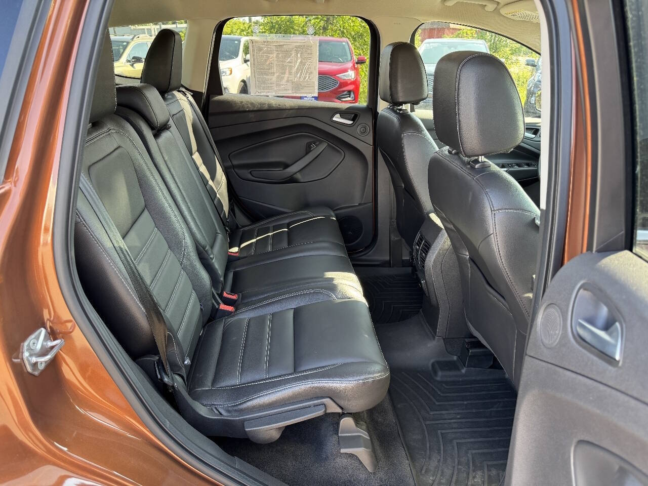 2017 Ford Escape Titanium AWD 4dr SUV