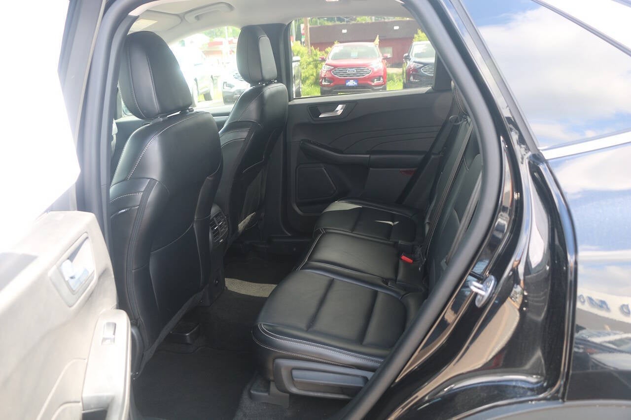 2024 Ford Escape Platinum AWD 4dr SUV