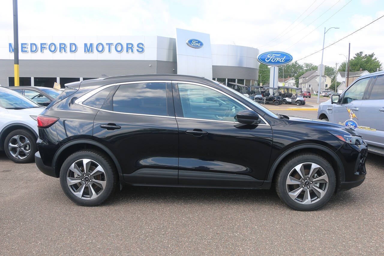 2024 Ford Escape Platinum AWD 4dr SUV