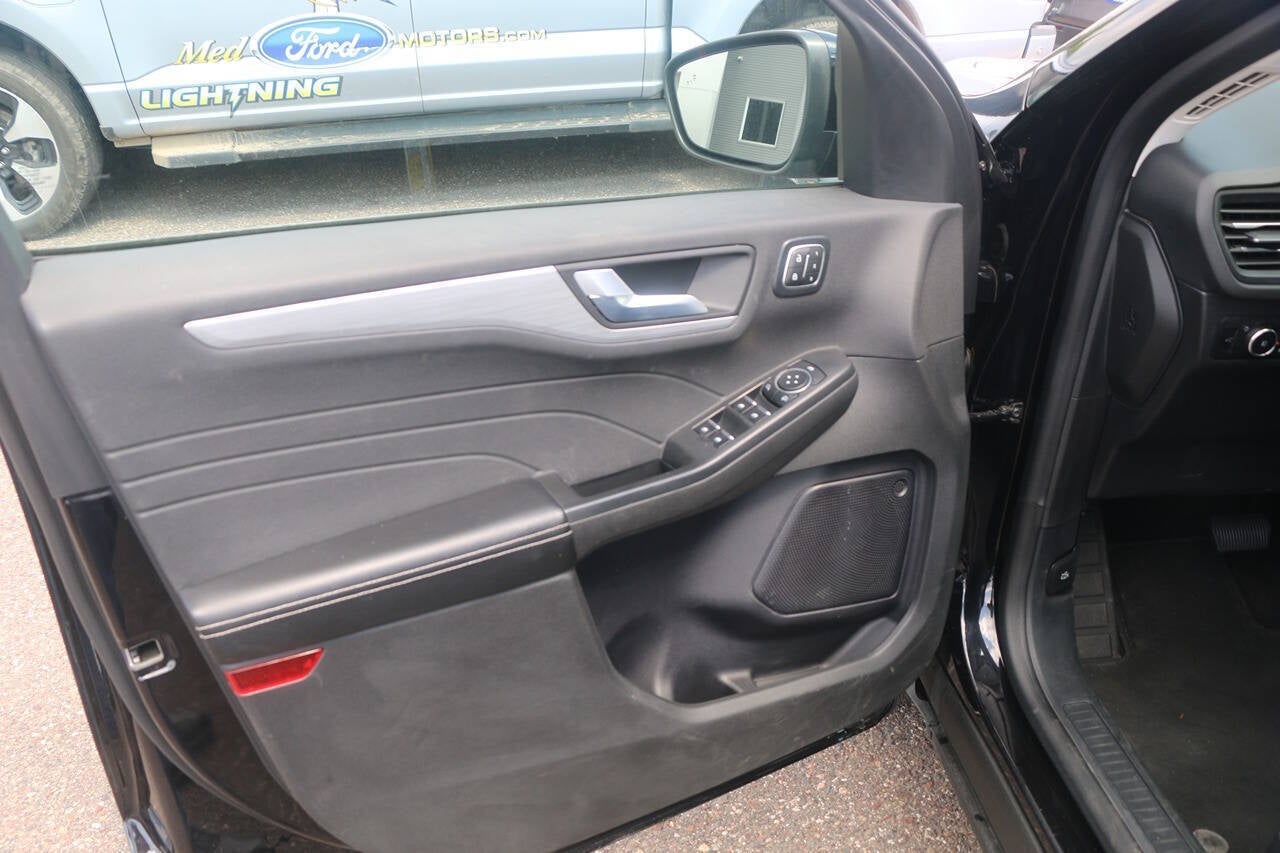 2024 Ford Escape Platinum AWD 4dr SUV