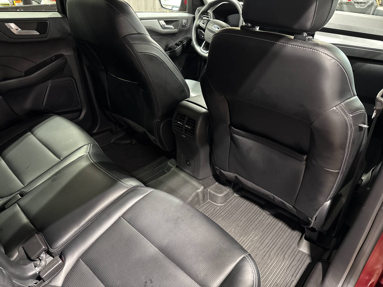 2024 Ford Escape Hybrid Platinum AWD 4dr SUV