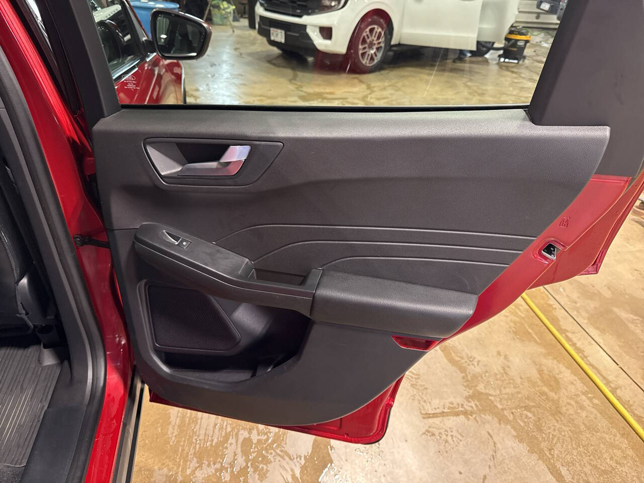 2024 Ford Escape Hybrid Platinum AWD 4dr SUV