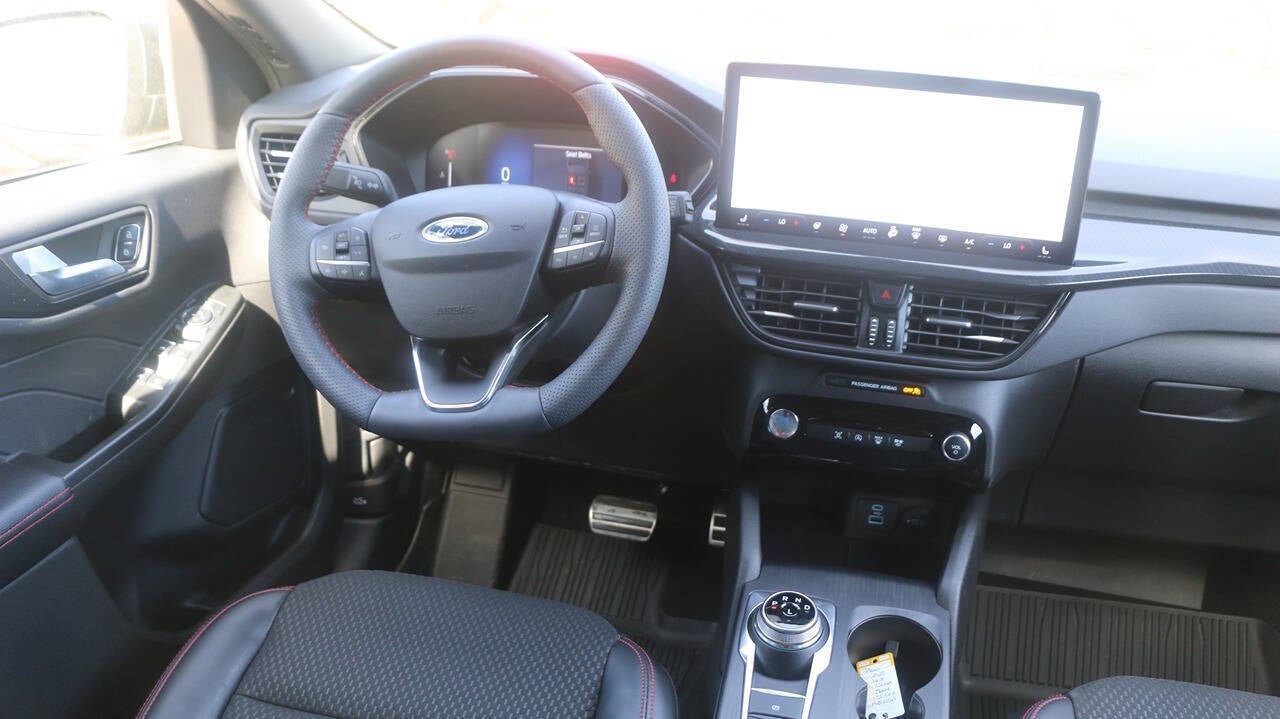 2023 Ford Escape ST Line AWD 4dr SUV