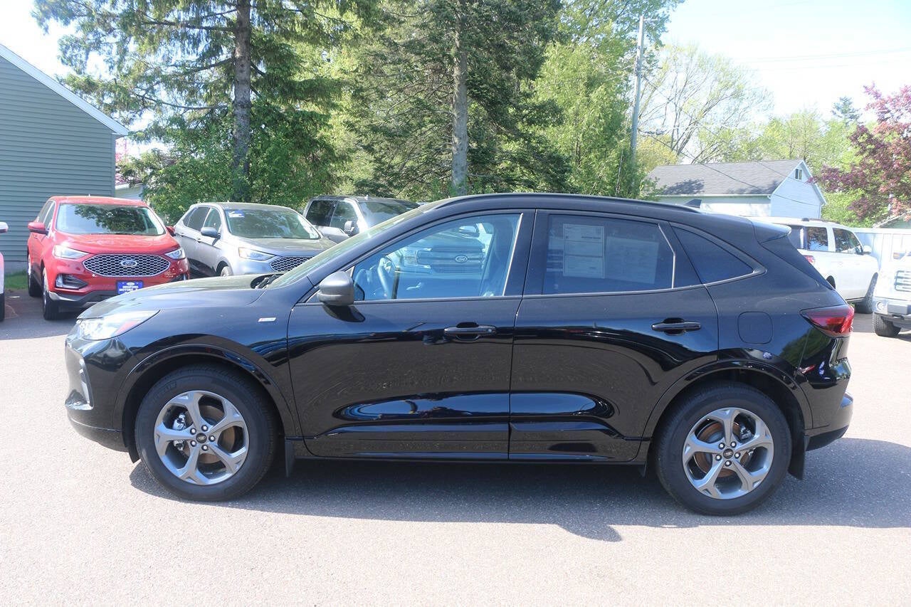 2023 Ford Escape ST Line AWD 4dr SUV