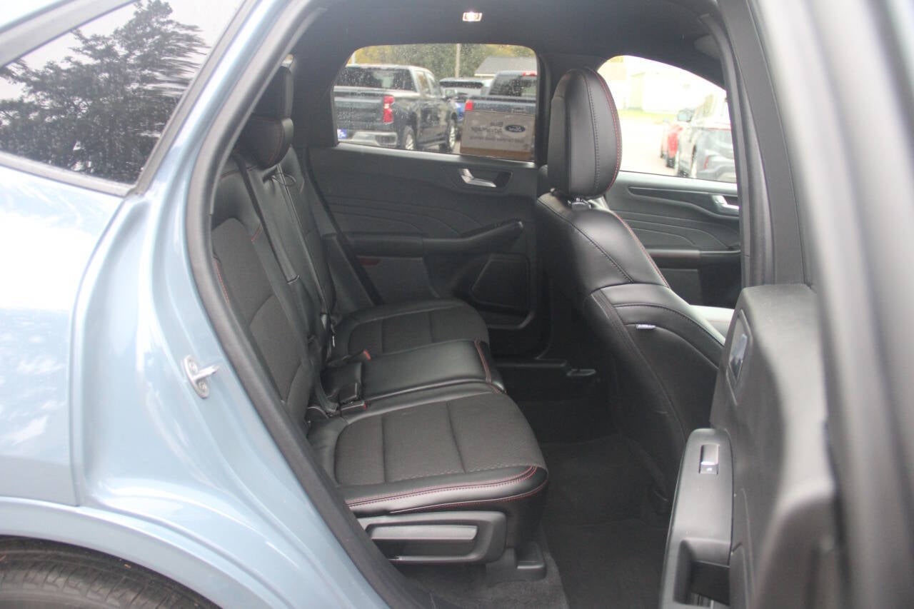 2024 Ford Escape ST Line AWD 4dr SUV