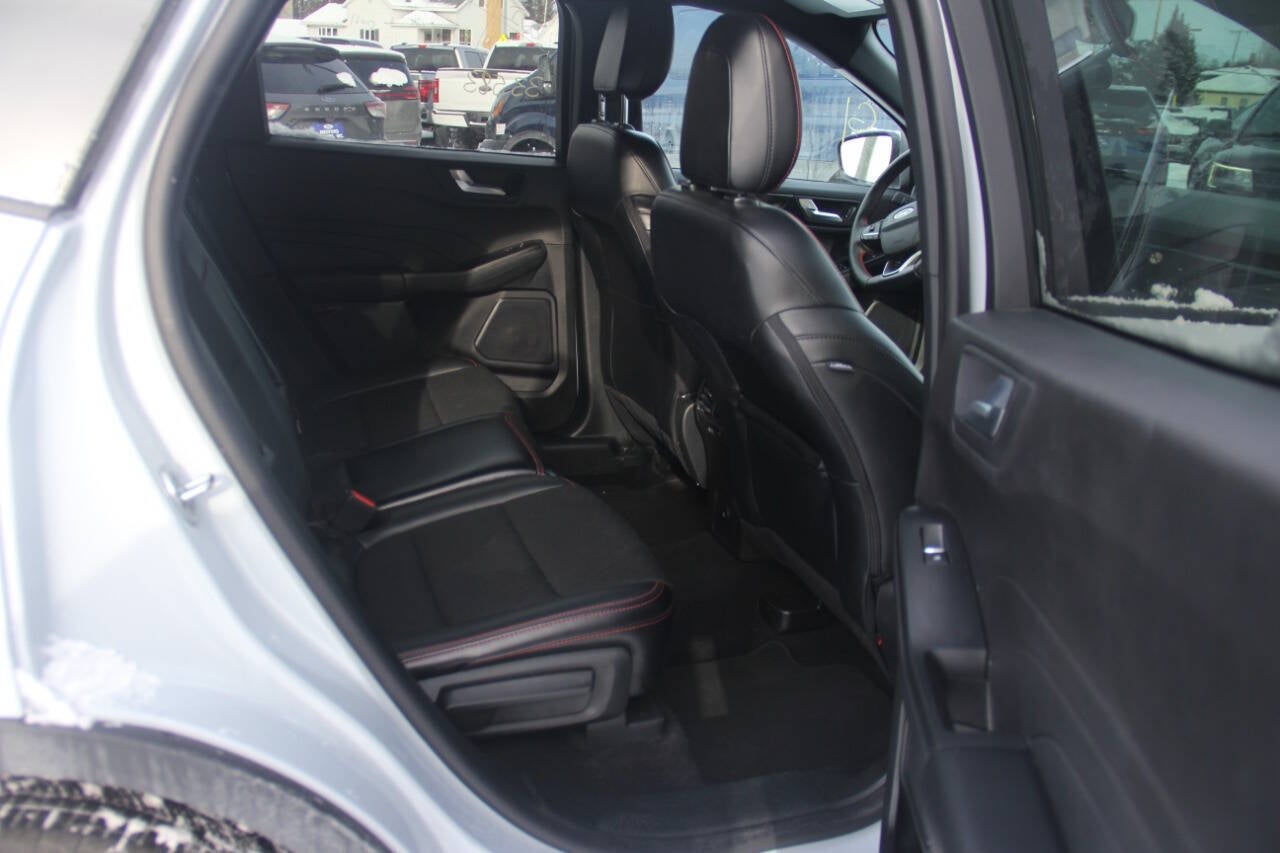 2025 Ford Escape ST Line Select AWD 4dr SUV