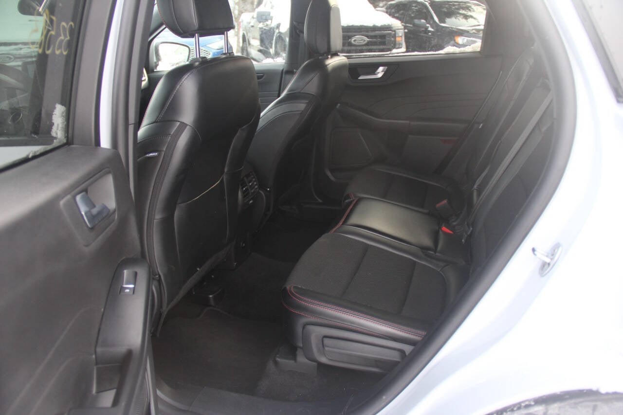 2025 Ford Escape ST Line Select AWD 4dr SUV