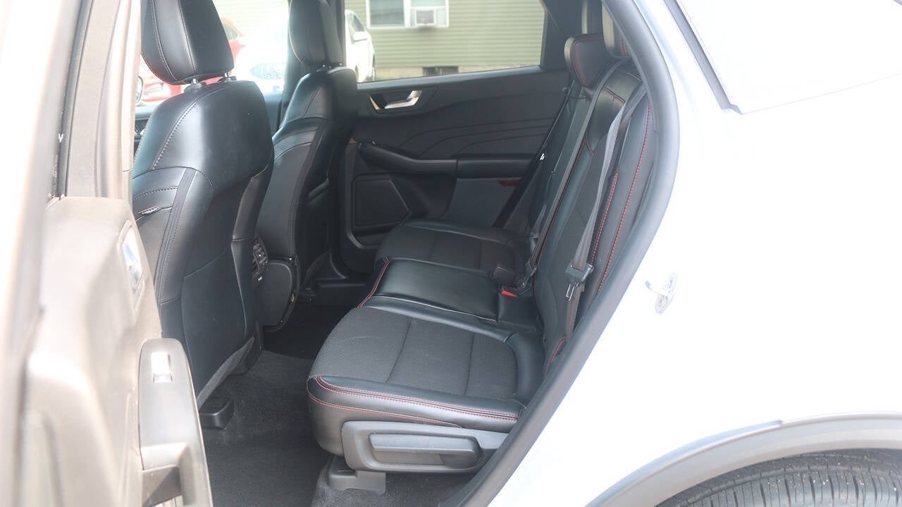 2025 Ford Escape ST Line Select AWD 4dr SUV