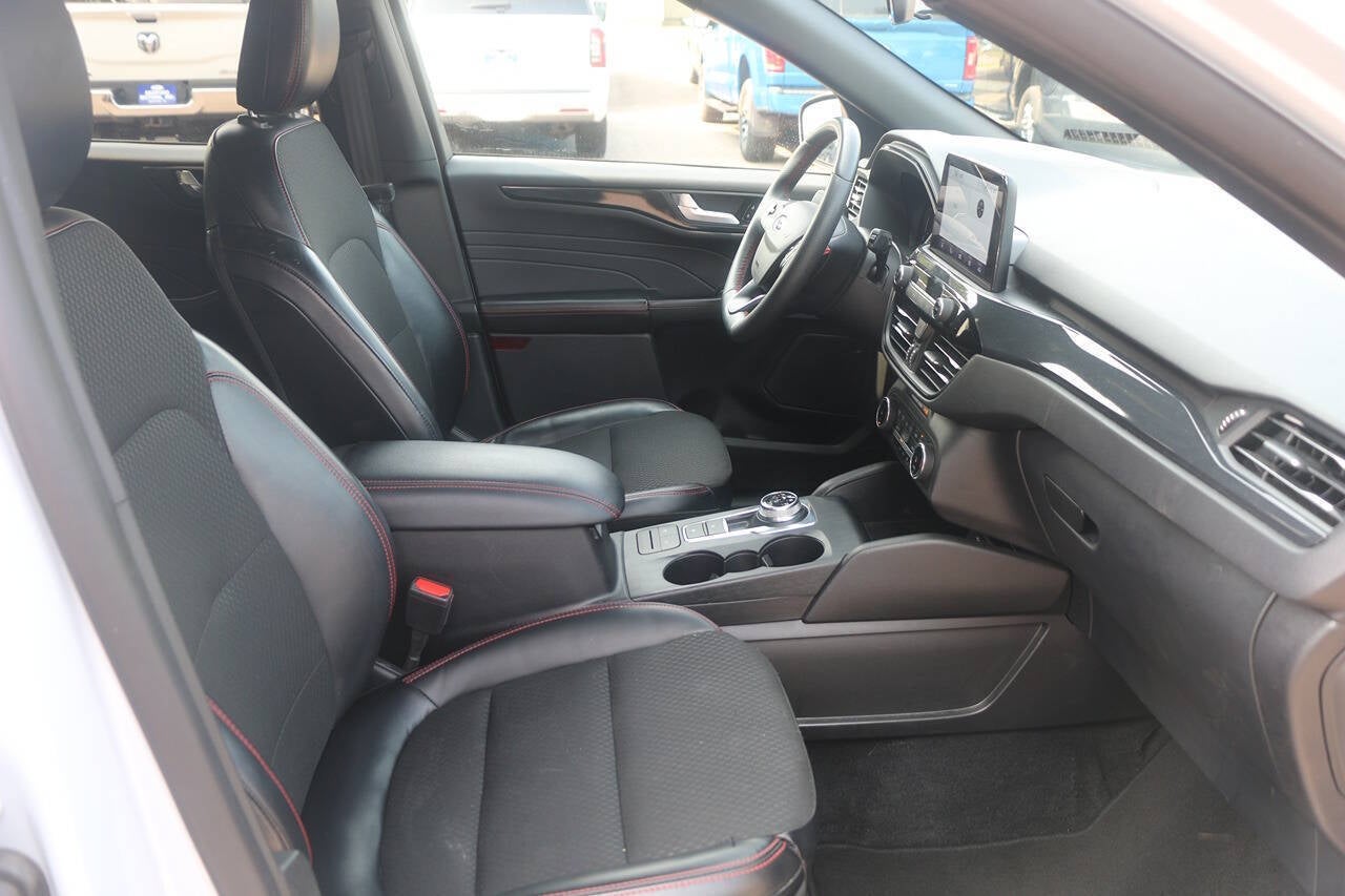 2025 Ford Escape ST Line Select AWD 4dr SUV