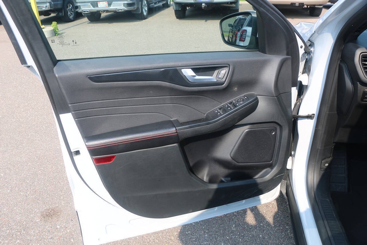 2025 Ford Escape ST Line Select AWD 4dr SUV