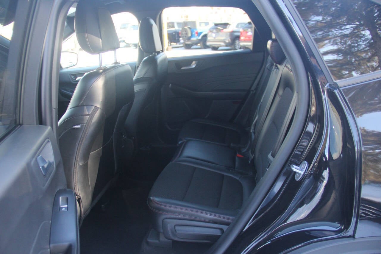 2025 Ford Escape ST Line Select AWD 4dr SUV