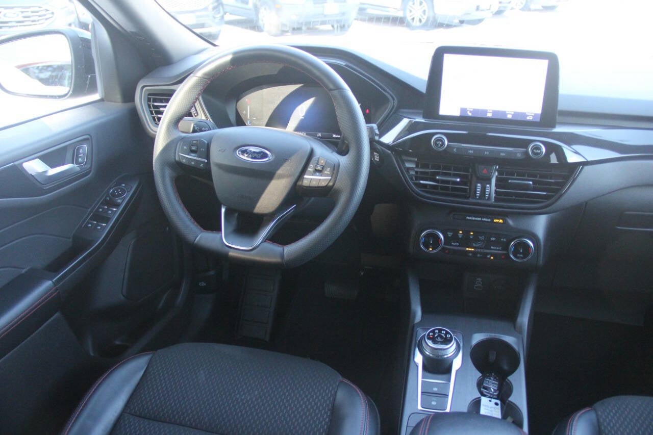 2025 Ford Escape ST Line Select AWD 4dr SUV