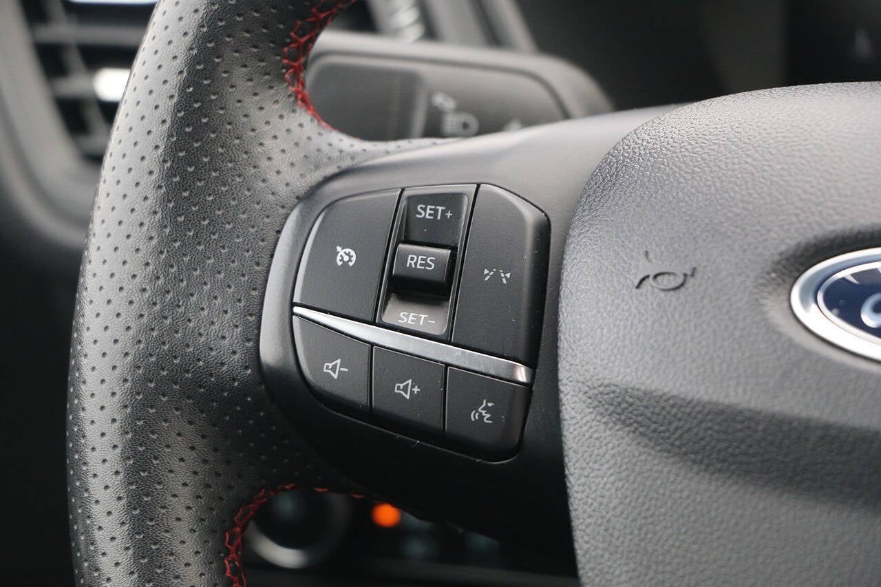 2025 Ford Escape ST Line Select AWD 4dr SUV