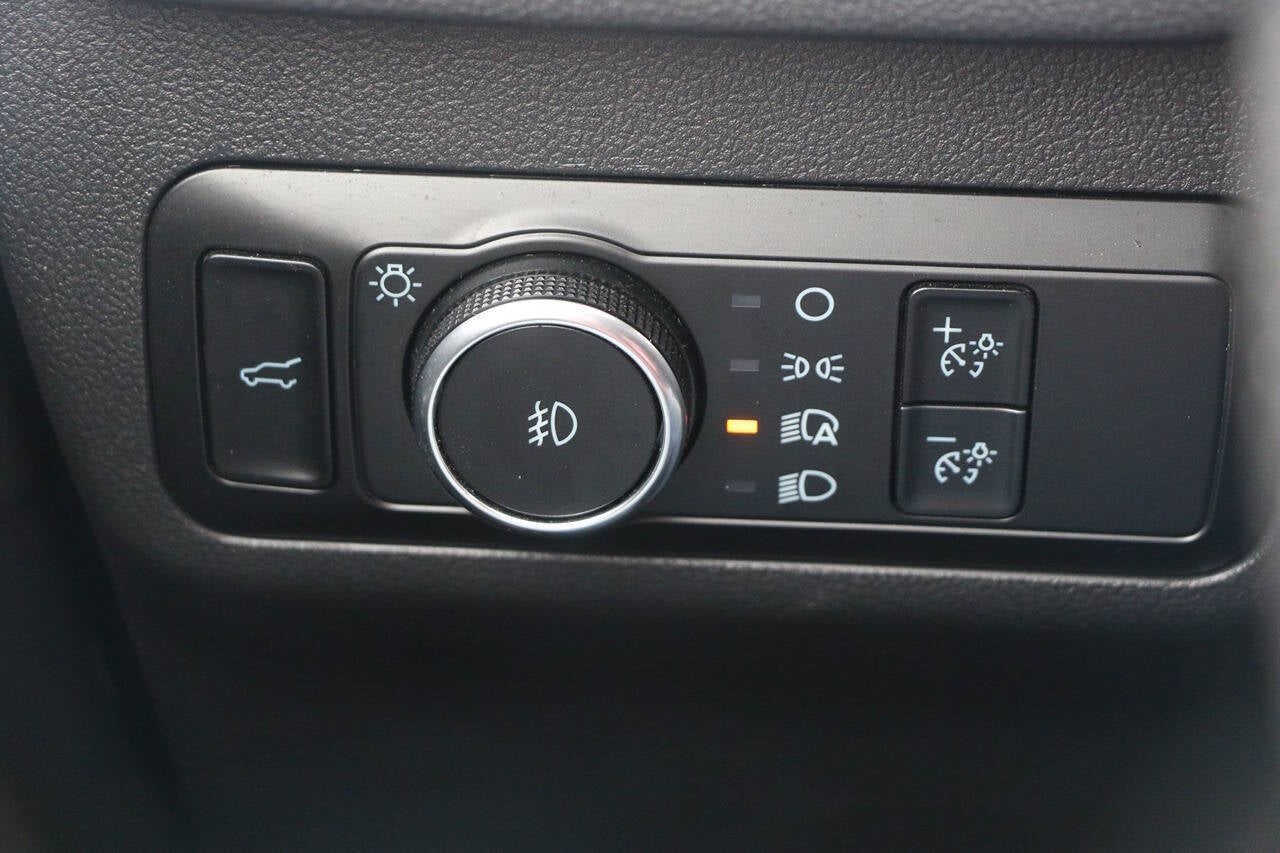 2025 Ford Escape ST Line Select AWD 4dr SUV